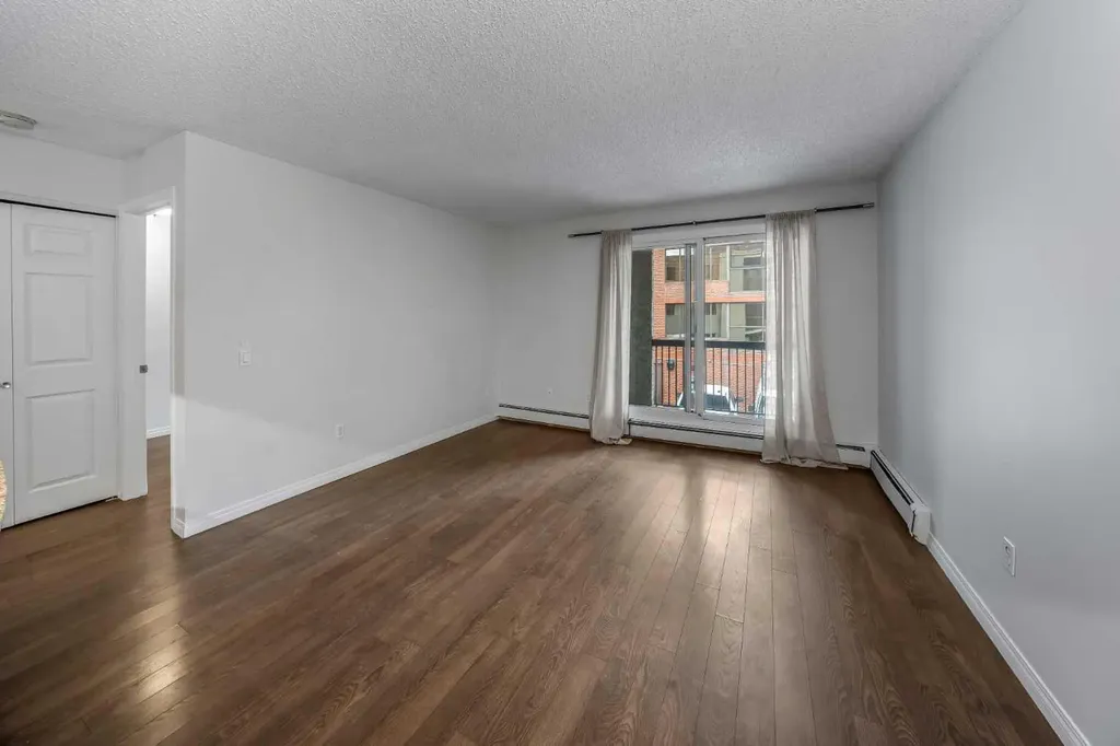 305 25 Avenue SW Calgary AB T2S 0L3