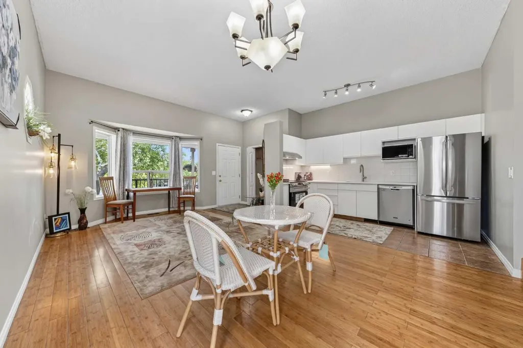 73 Hidden Valley Villas NW Calgary AB T3A 5W7