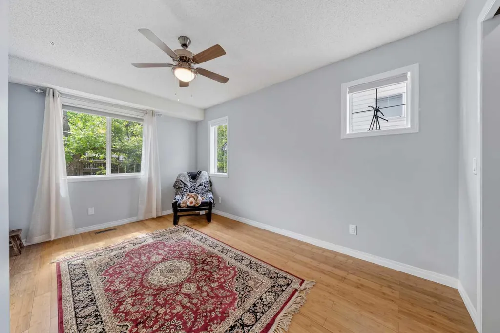 73 Hidden Valley Villas NW Calgary AB T3A 5W7