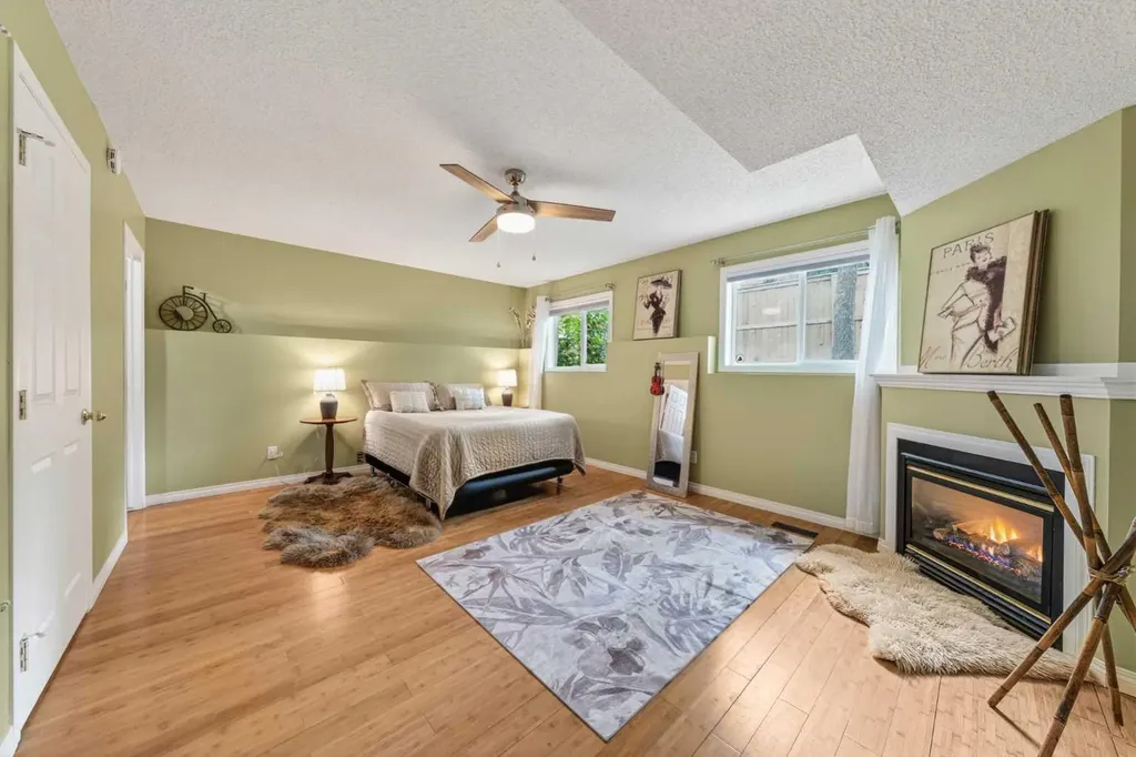 73 Hidden Valley Villas NW Calgary AB T3A 5W7