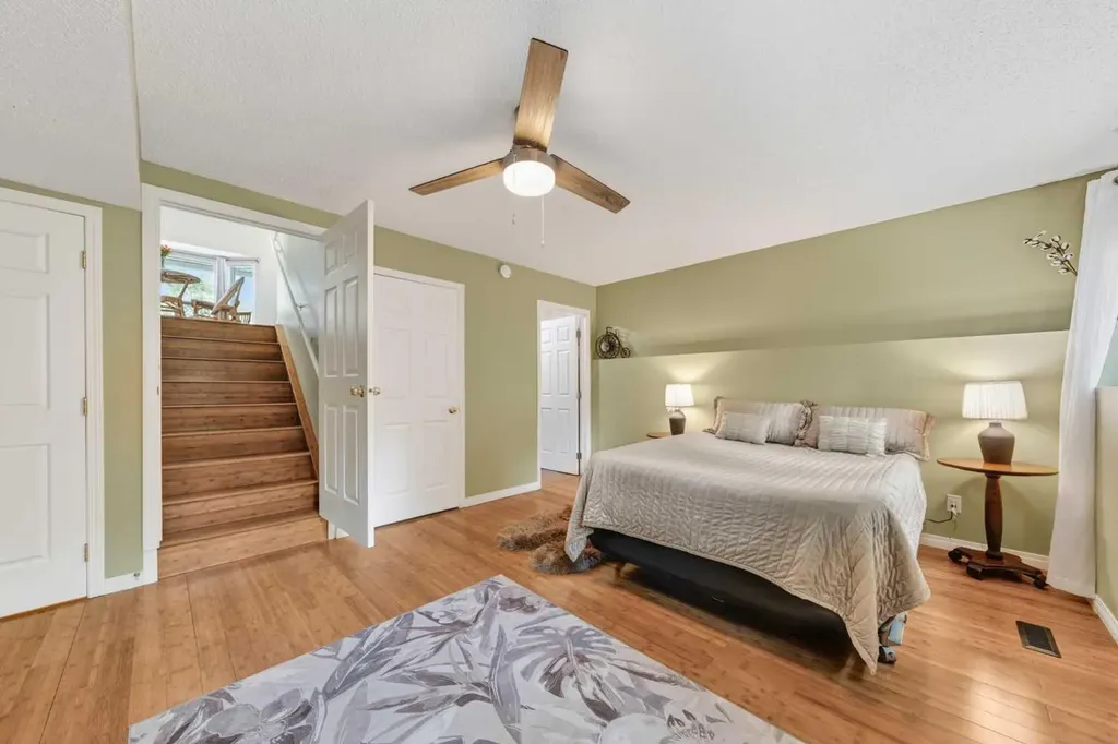 73 Hidden Valley Villas NW Calgary AB T3A 5W7
