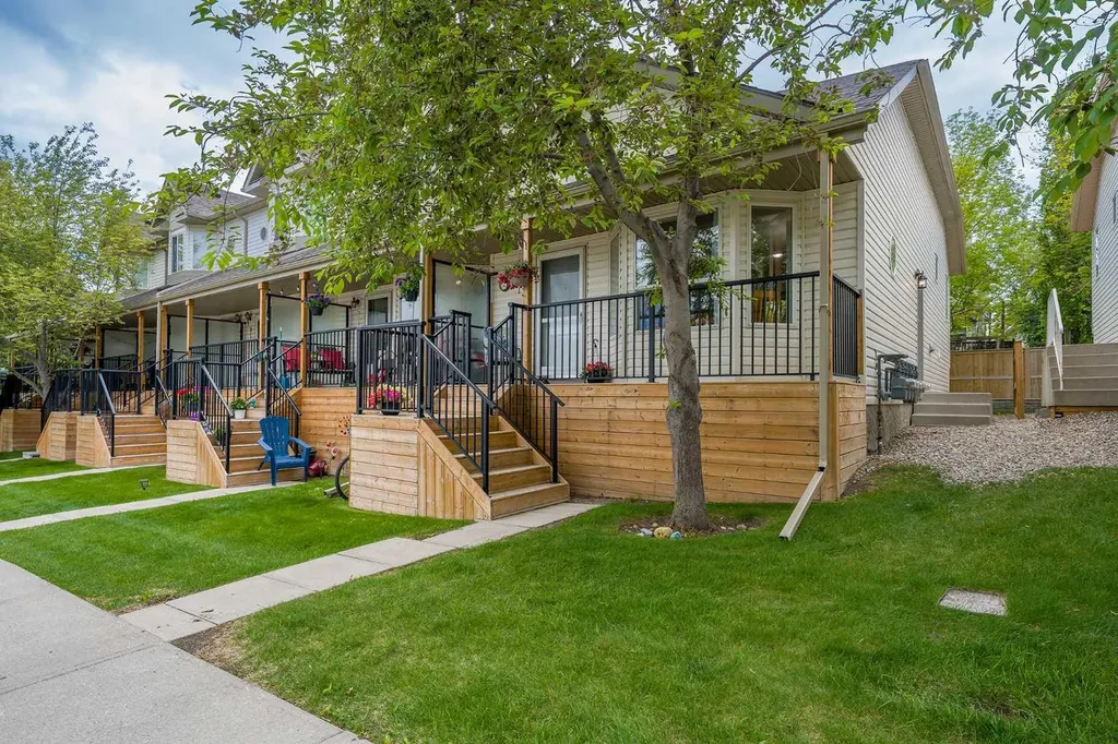 73 Hidden Valley Villas NW Calgary AB T3A 5W7