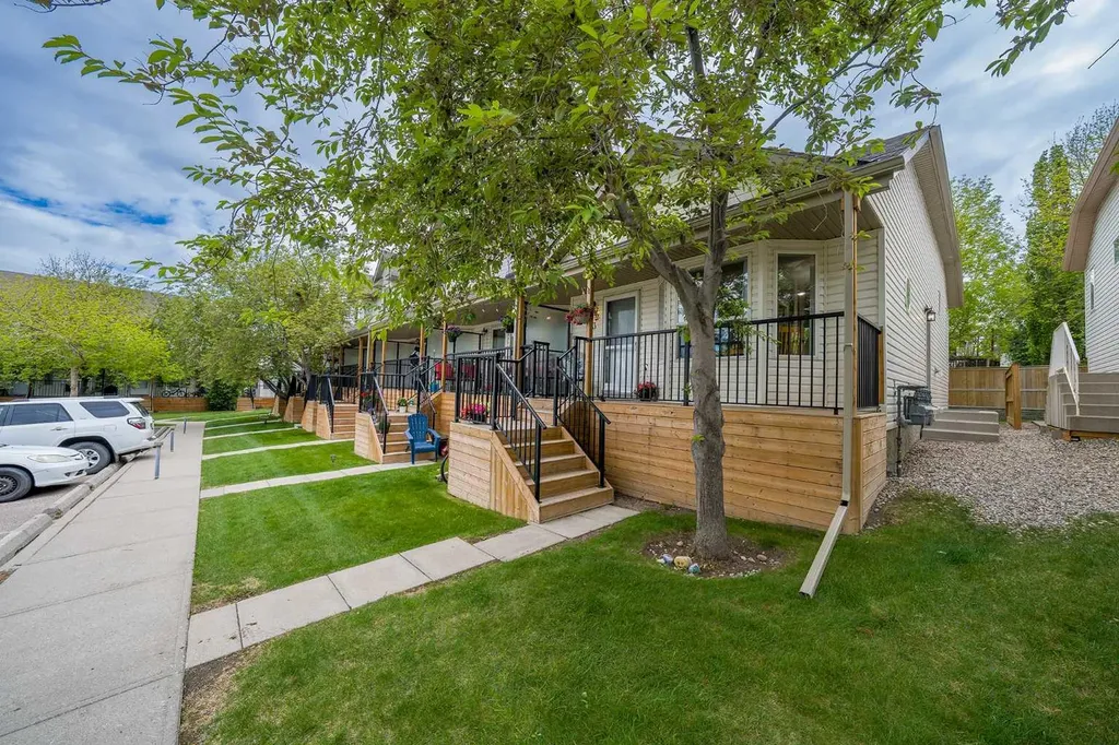 73 Hidden Valley Villas NW Calgary AB T3A 5W7