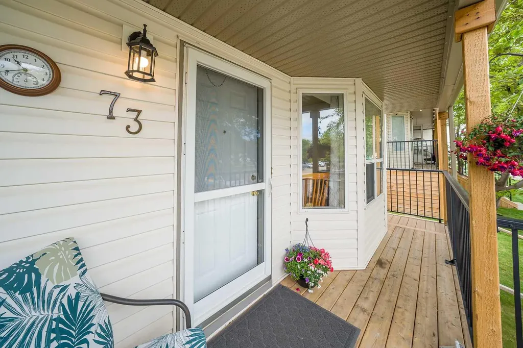 73 Hidden Valley Villas NW Calgary AB T3A 5W7
