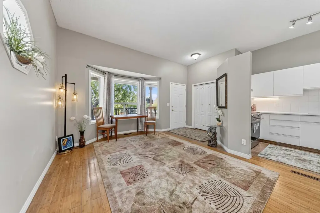 73 Hidden Valley Villas NW Calgary AB T3A 5W7