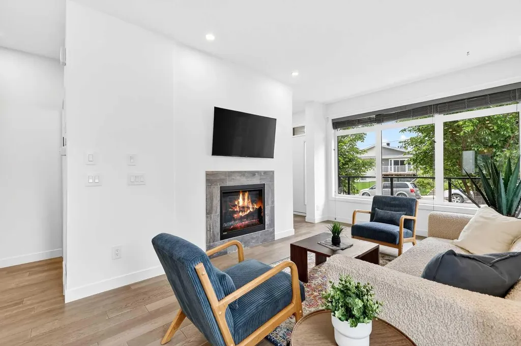 1616 24 Avenue NW Calgary AB T2M 1Y6