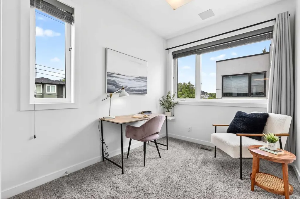 1616 24 Avenue NW Calgary AB T2M 1Y6