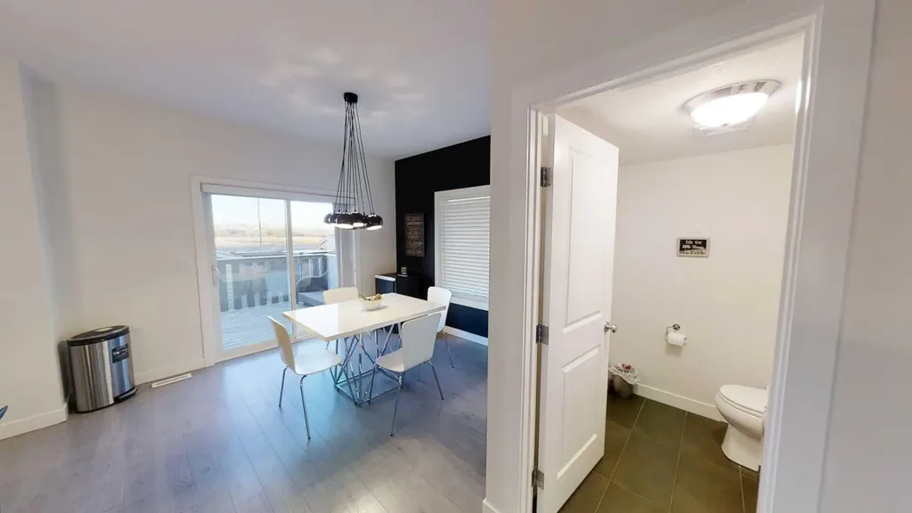 8758 72 Avenue Grande Prairie AB T8X0K6