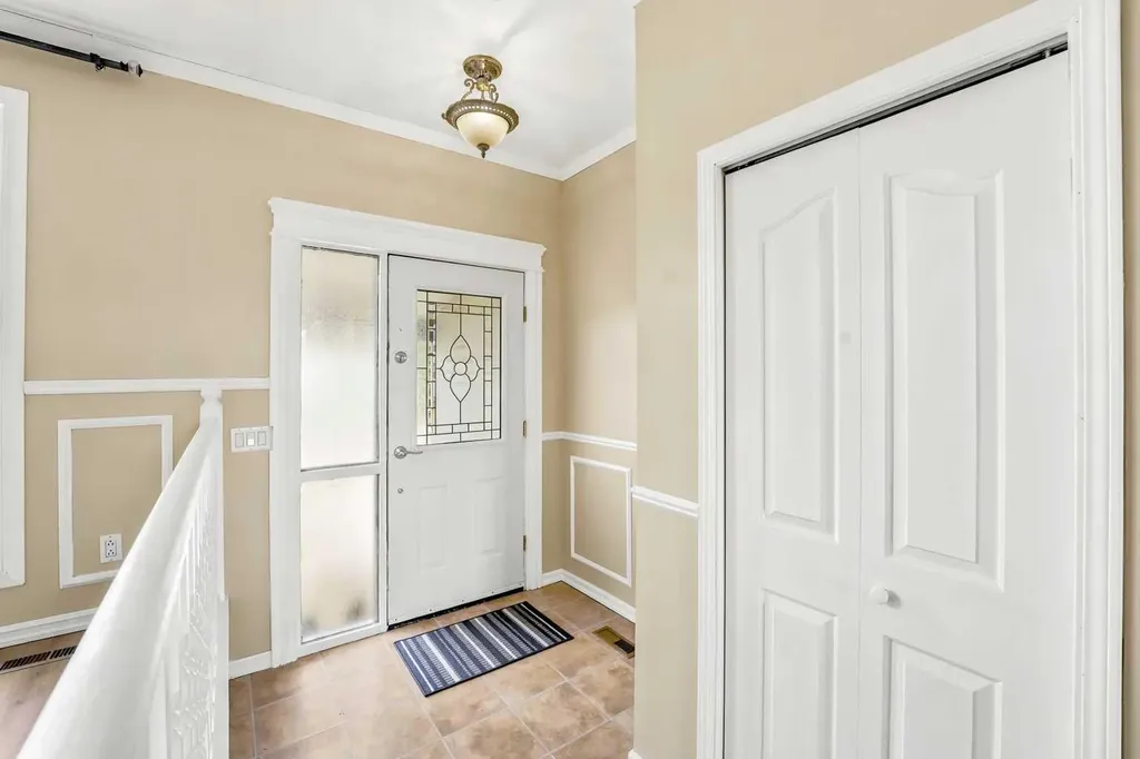 45 Northstar Drive Lacombe AB T4L 1R7
