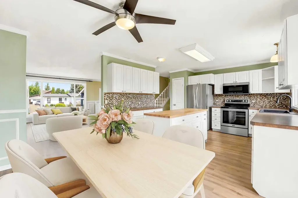 45 Northstar Drive Lacombe AB T4L 1R7