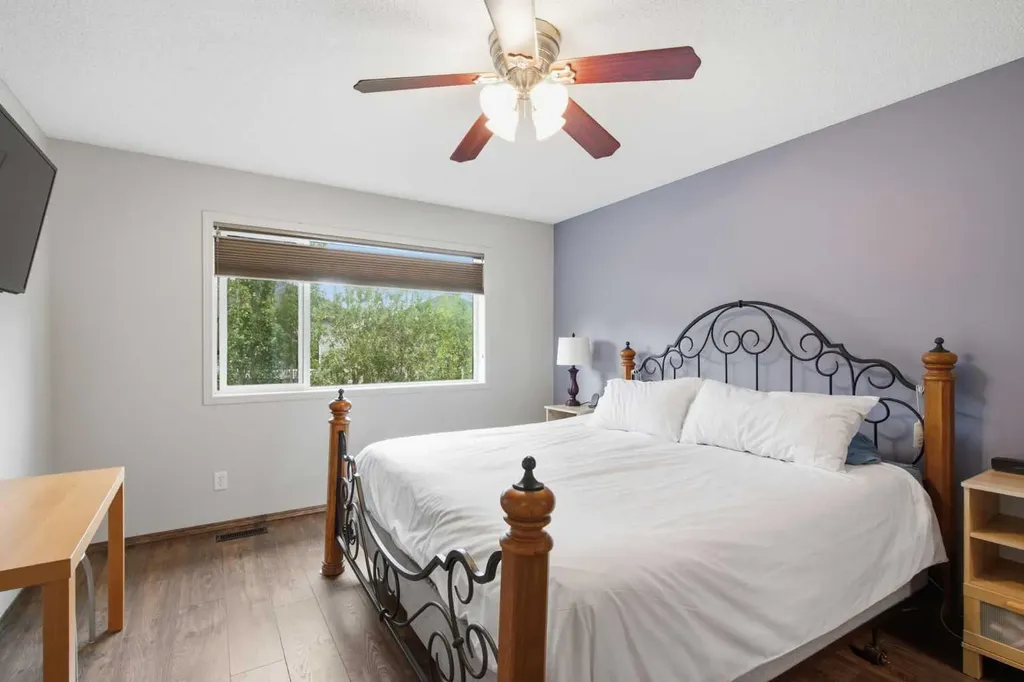 38 Tuscany Summit Green NW Calgary AB T3L 0B8