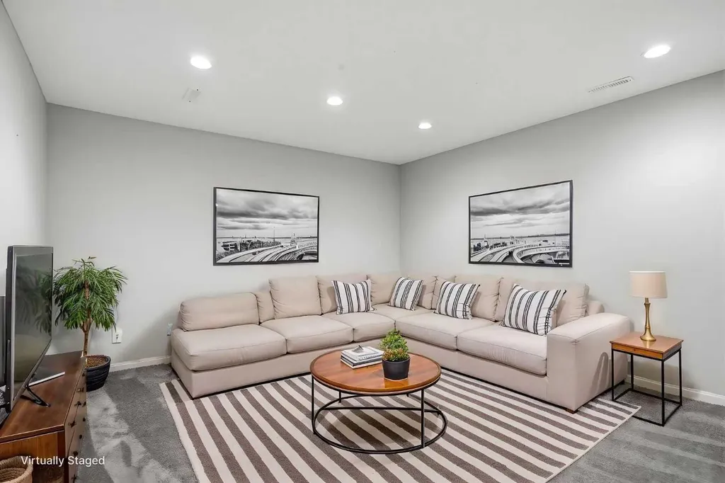 38 Tuscany Summit Green NW Calgary AB T3L 0B8