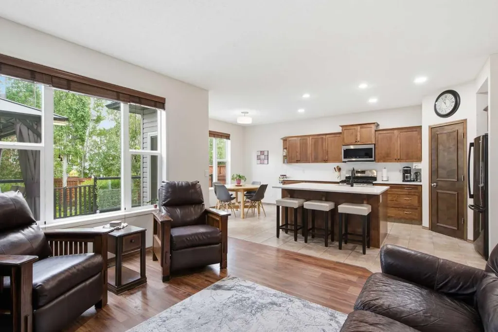 38 Tuscany Summit Green NW Calgary AB T3L 0B8