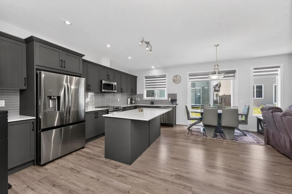 19 Cityline Heath NE Calgary AB T3N 2N5