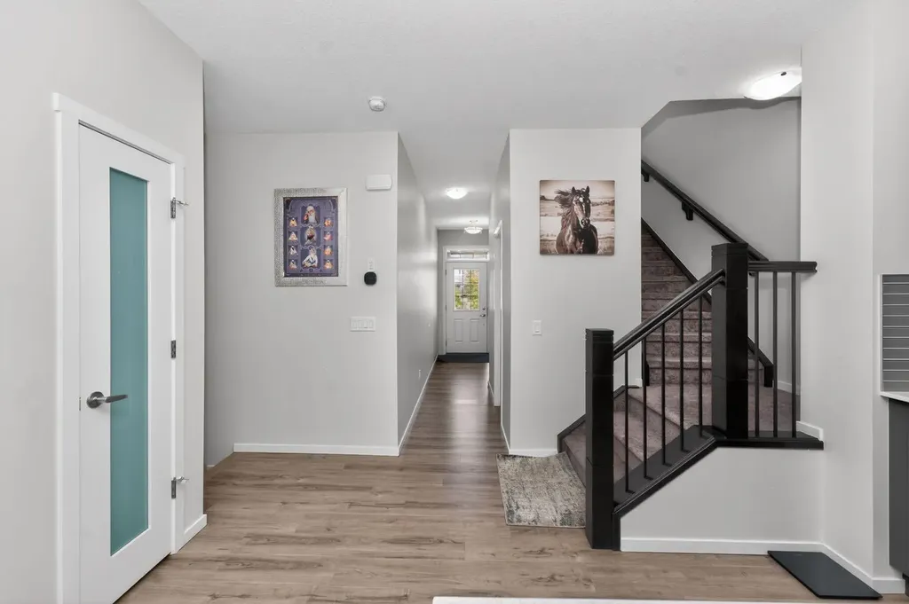 19 Cityline Heath NE Calgary AB T3N 2N5