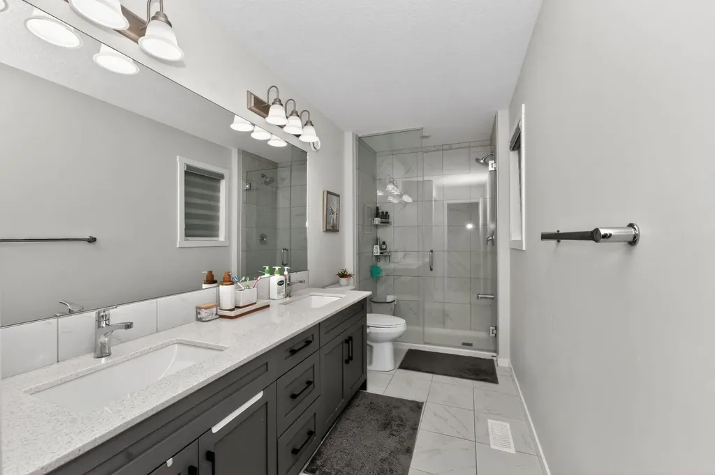 19 Cityline Heath NE Calgary AB T3N 2N5