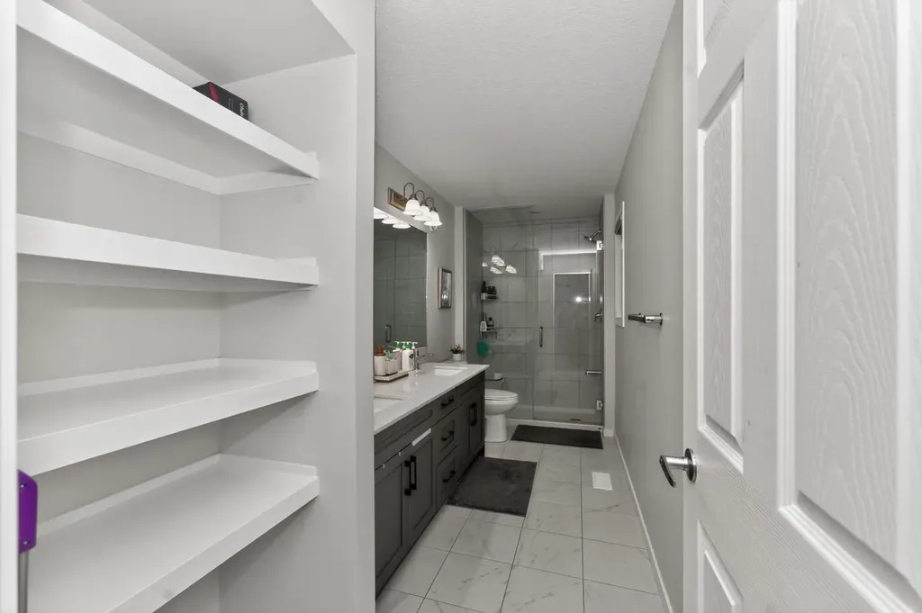19 Cityline Heath NE Calgary AB T3N 2N5