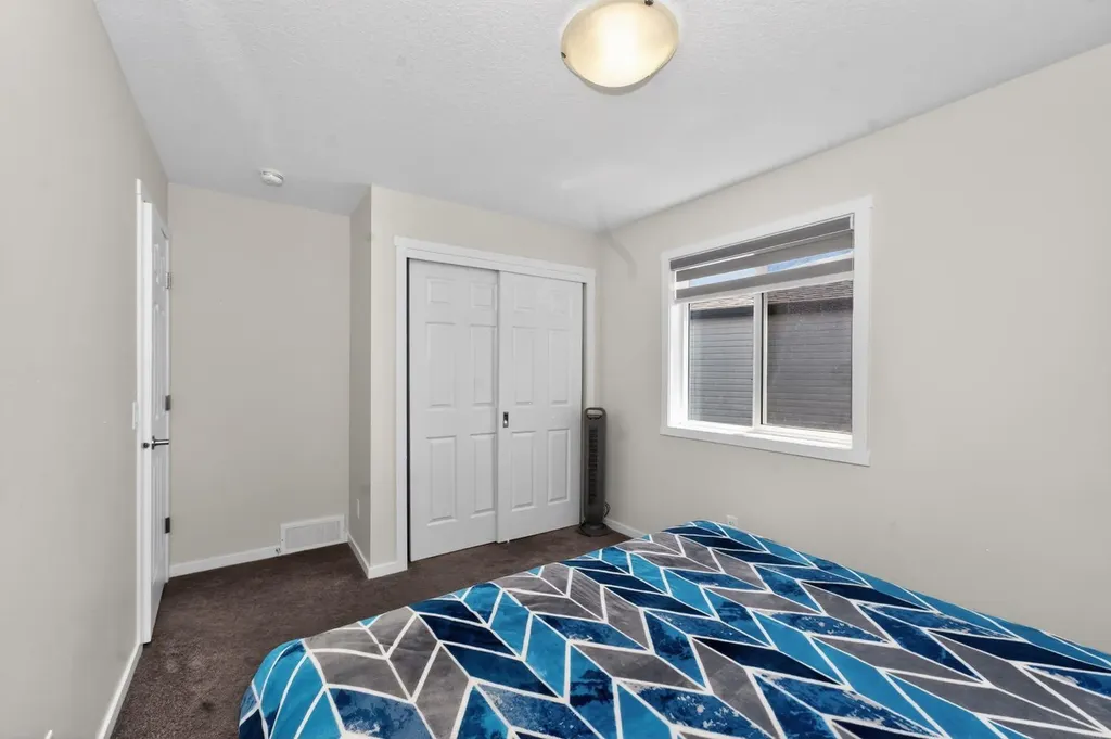 19 Cityline Heath NE Calgary AB T3N 2N5