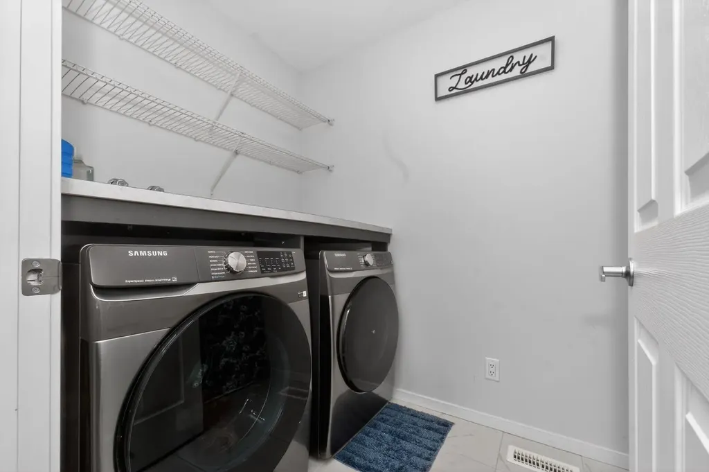 19 Cityline Heath NE Calgary AB T3N 2N5