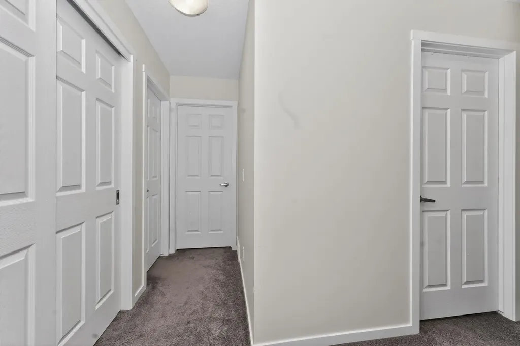 19 Cityline Heath NE Calgary AB T3N 2N5