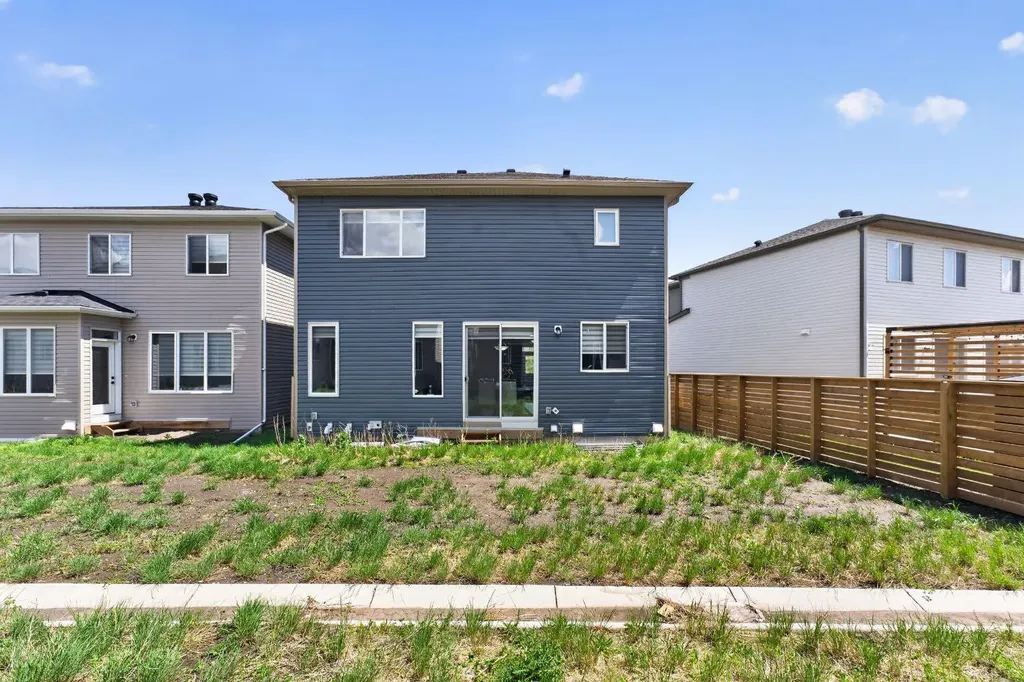 19 Cityline Heath NE Calgary AB T3N 2N5