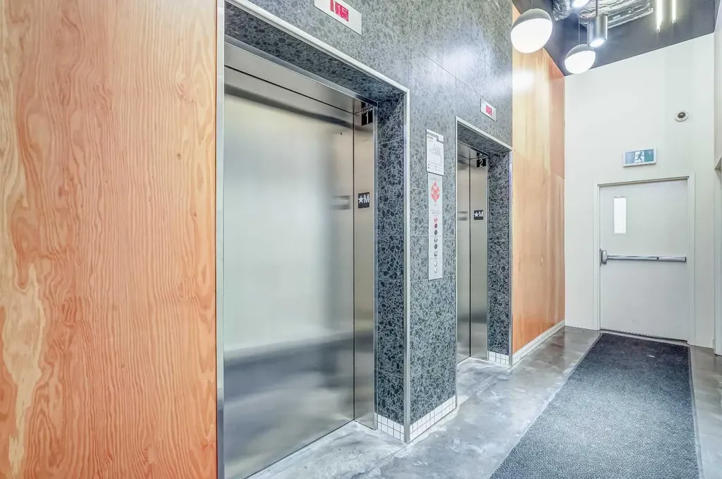 1319 14 Avenue SW Calgary AB T3C 0W3