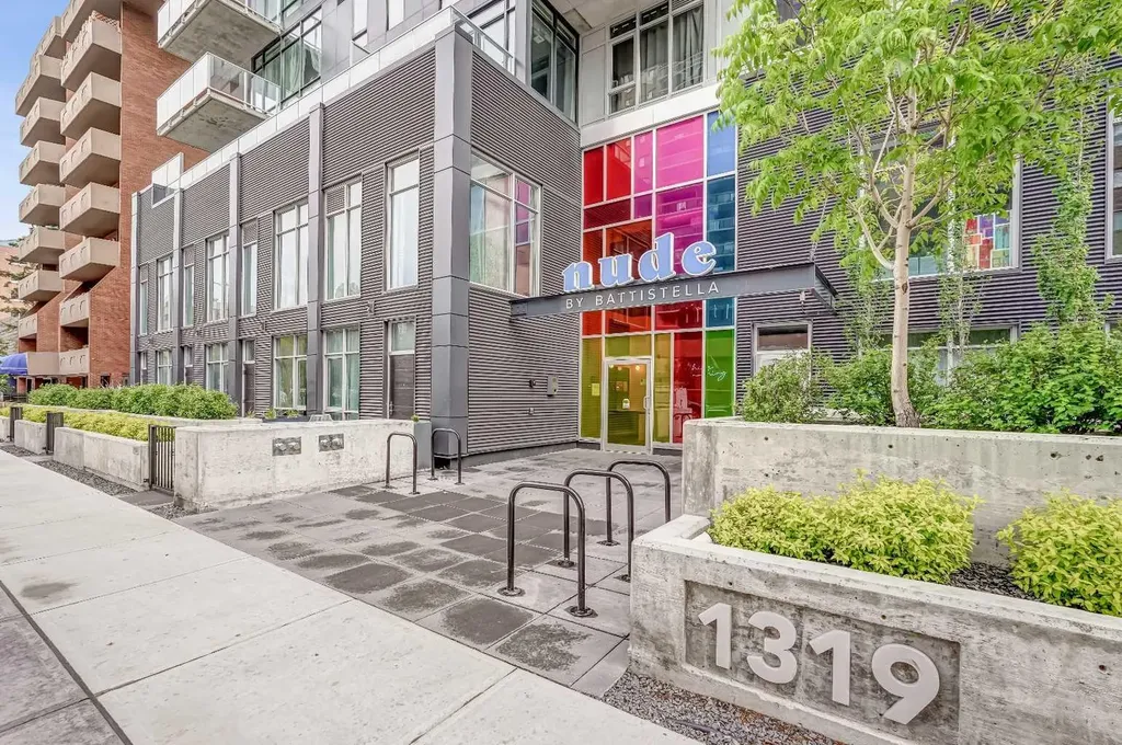 1319 14 Avenue SW Calgary AB T3C 0W3
