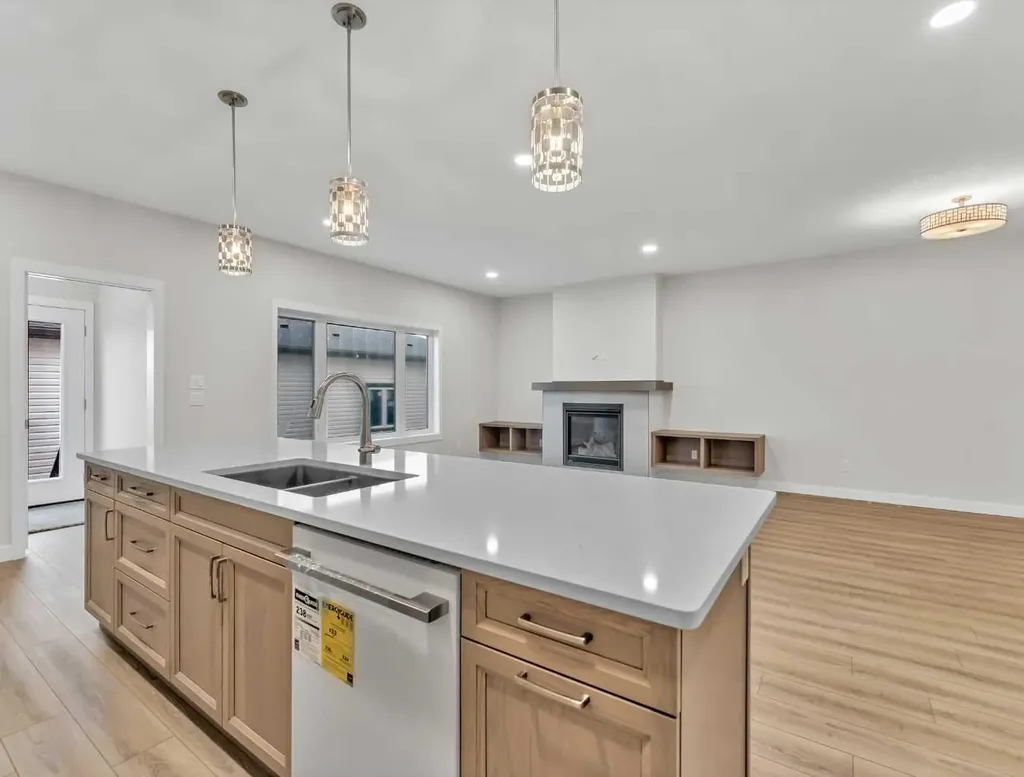 29 Sierra Green SW Medicine Hat AB T1B 0R5