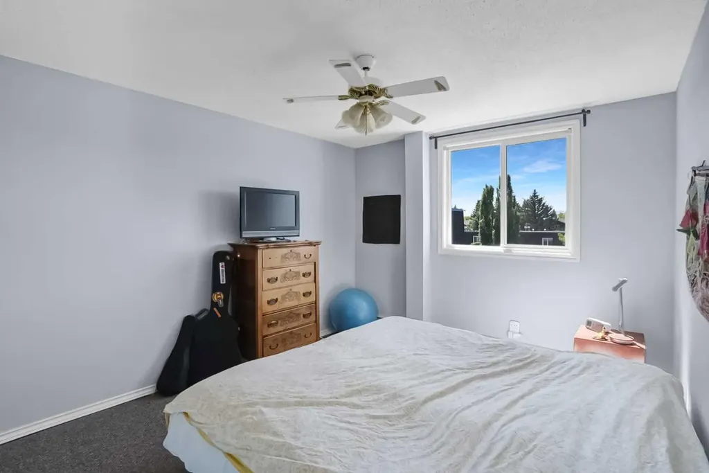 80 Galbraith Drive SW Calgary AB T3E 3H2