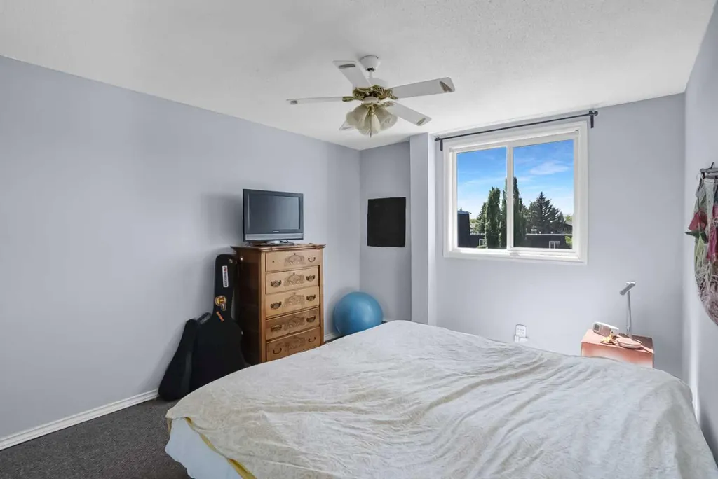 80 Galbraith Drive SW Calgary AB T3E 3H2