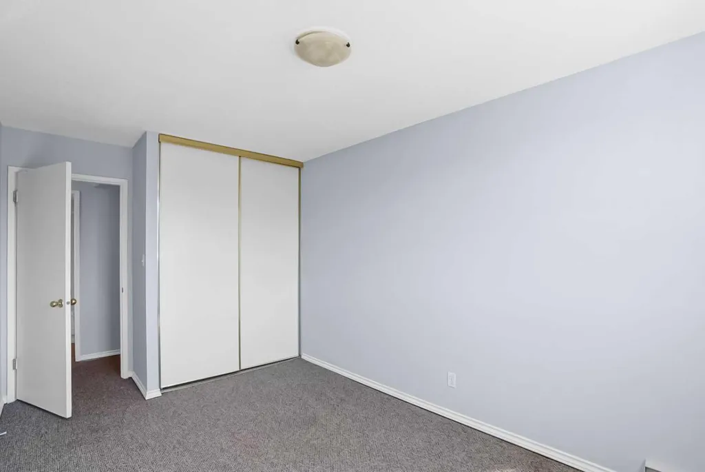 80 Galbraith Drive SW Calgary AB T3E 3H2