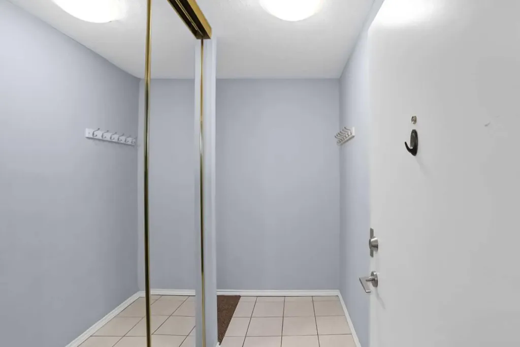 80 Galbraith Drive SW Calgary AB T3E 3H2