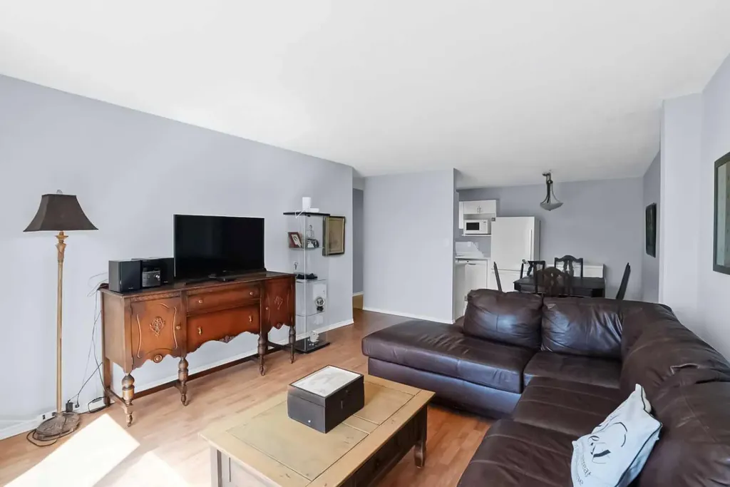 80 Galbraith Drive SW Calgary AB T3E 3H2