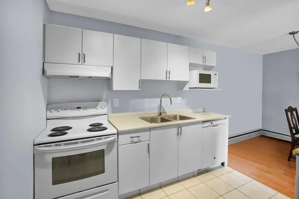 80 Galbraith Drive SW Calgary AB T3E 3H2
