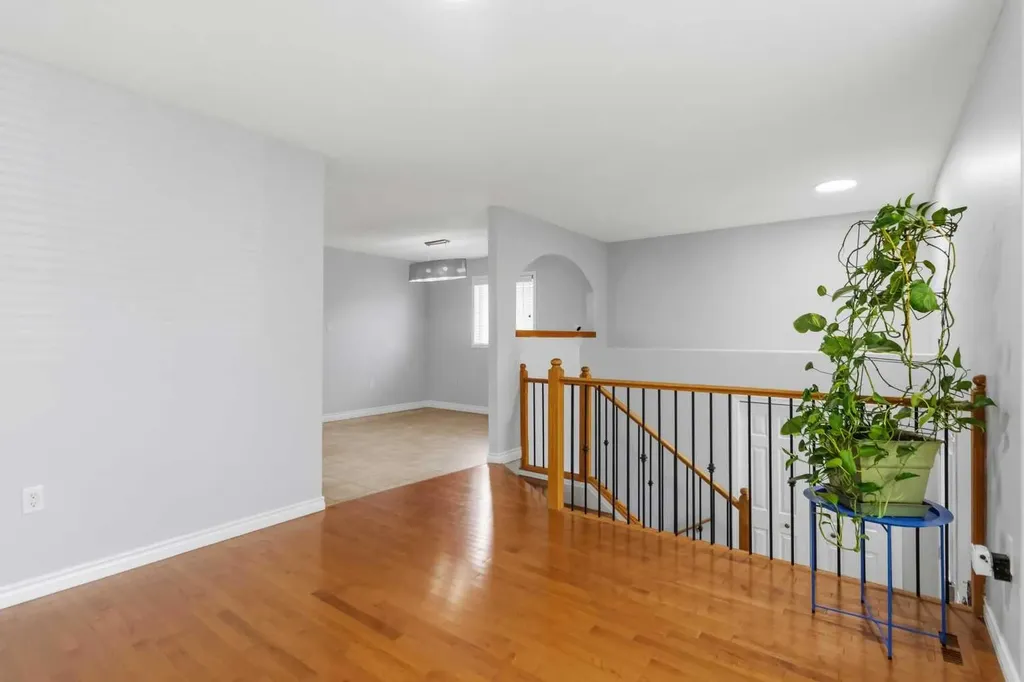 113 Lightbown Way Fort Mcmurray AB T9K2R1
