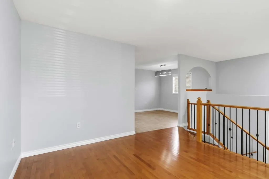113 Lightbown Way Fort Mcmurray AB T9K2R1