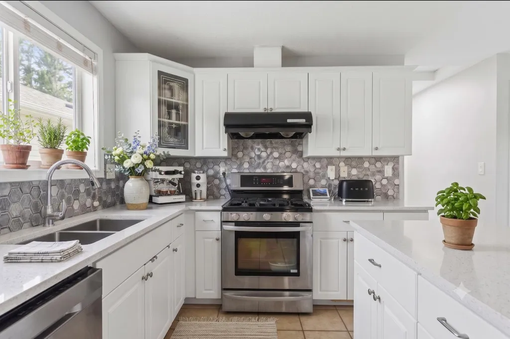 113 Lightbown Way Fort Mcmurray AB T9K2R1