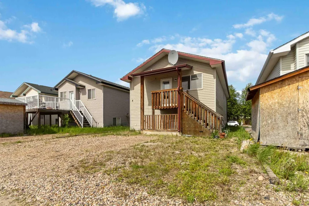 113 Lightbown Way Fort Mcmurray AB T9K2R1