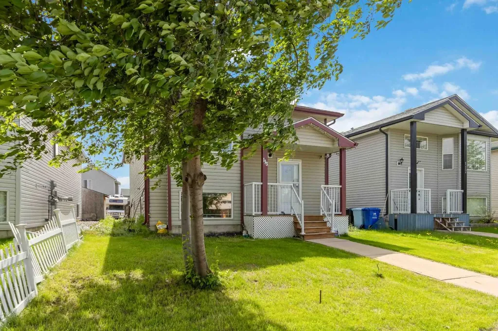 113 Lightbown Way Fort Mcmurray AB T9K2R1