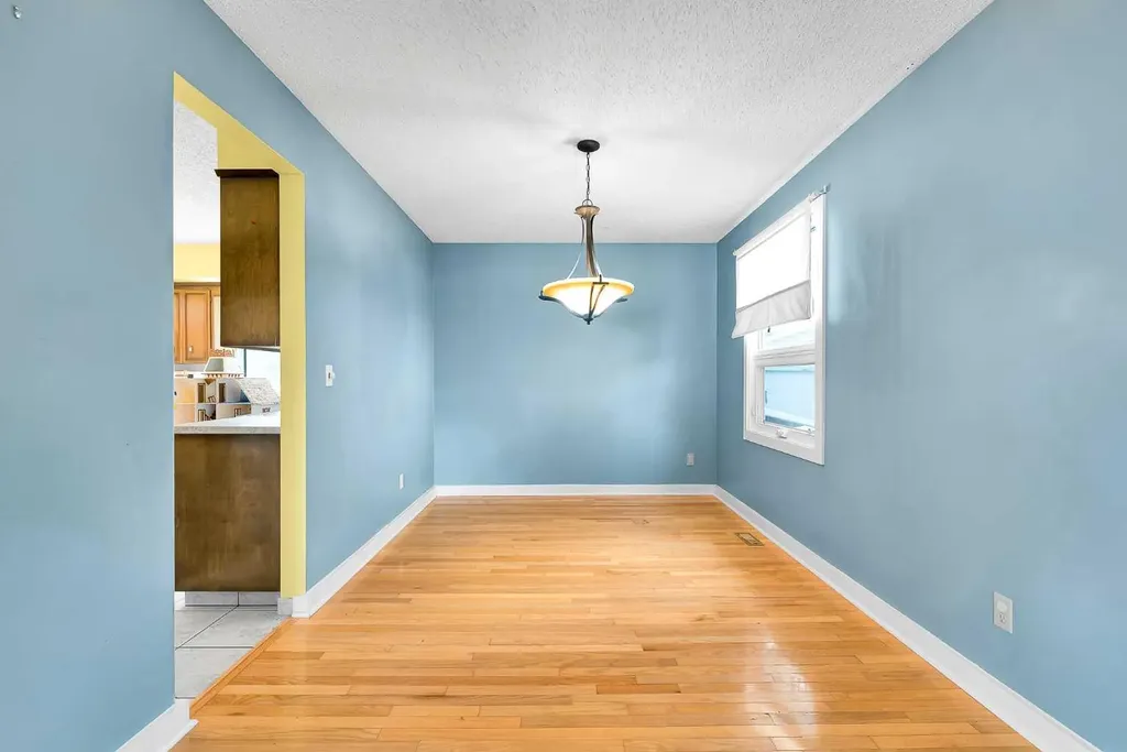 5603 Dalwood Way NW Calgary AB T3A 1S6