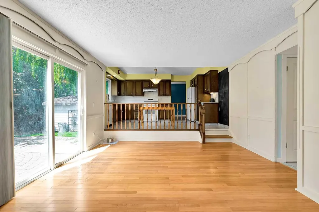 5603 Dalwood Way NW Calgary AB T3A 1S6