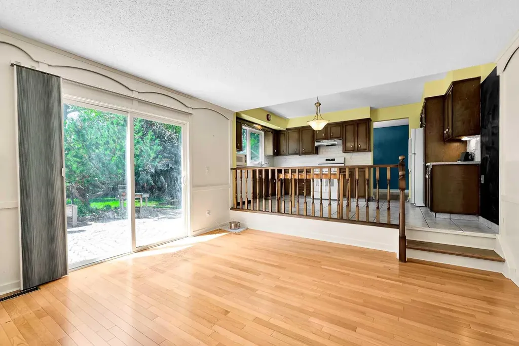 5603 Dalwood Way NW Calgary AB T3A 1S6