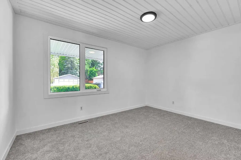 5603 Dalwood Way NW Calgary AB T3A 1S6