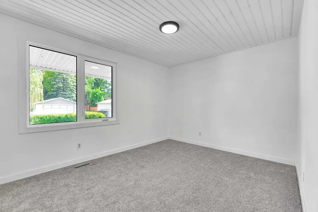 5603 Dalwood Way NW Calgary AB T3A 1S6