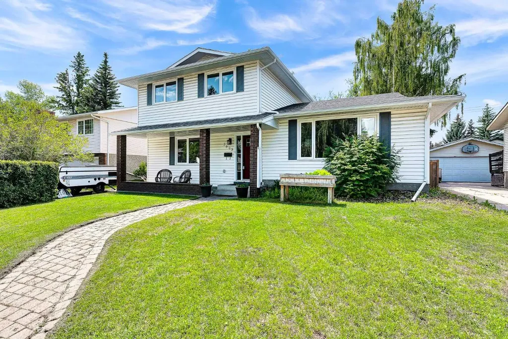 5603 Dalwood Way NW Calgary AB T3A 1S6
