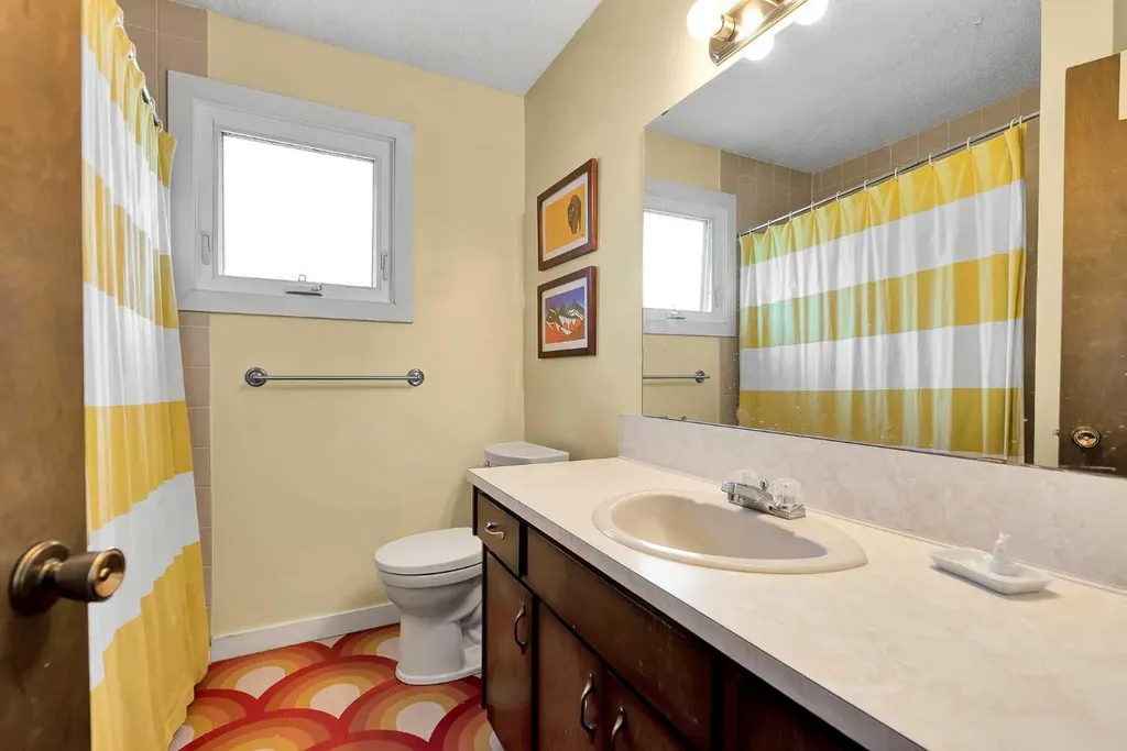 5603 Dalwood Way NW Calgary AB T3A 1S6