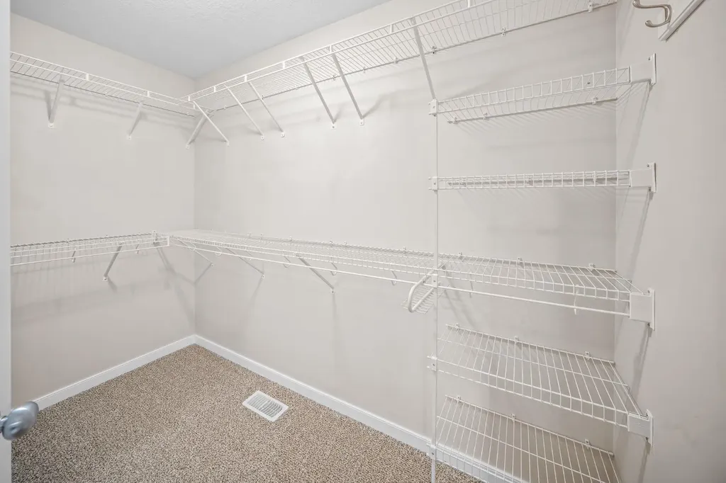 144 Cougar Ridge Manor SW Calgary AB T3H 0V4