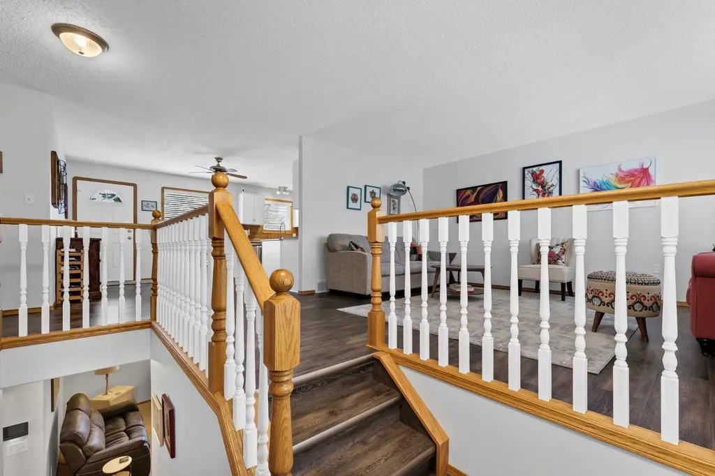 2 Hunter Court NE Medicine Hat AB T1C1W5