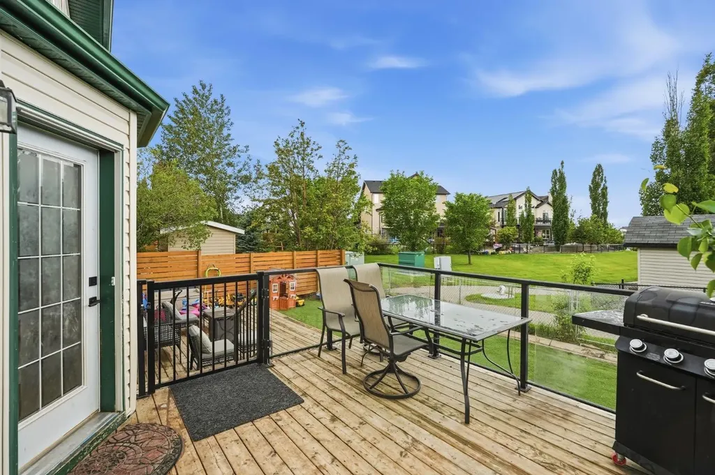 1506 Riverside Drive NW High River AB T1V 1W8