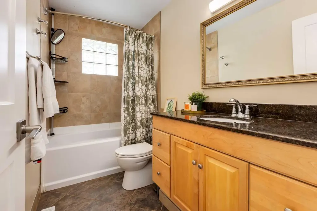 1324 Lake Sylvan Drive SE Calgary AB T2J 3C8